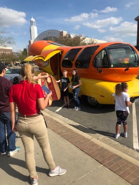 Wienermobile2